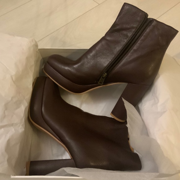 See by Chloe (New with box)FA-Lisa us10 Aubergine 4” heel - Picture 9 of 9